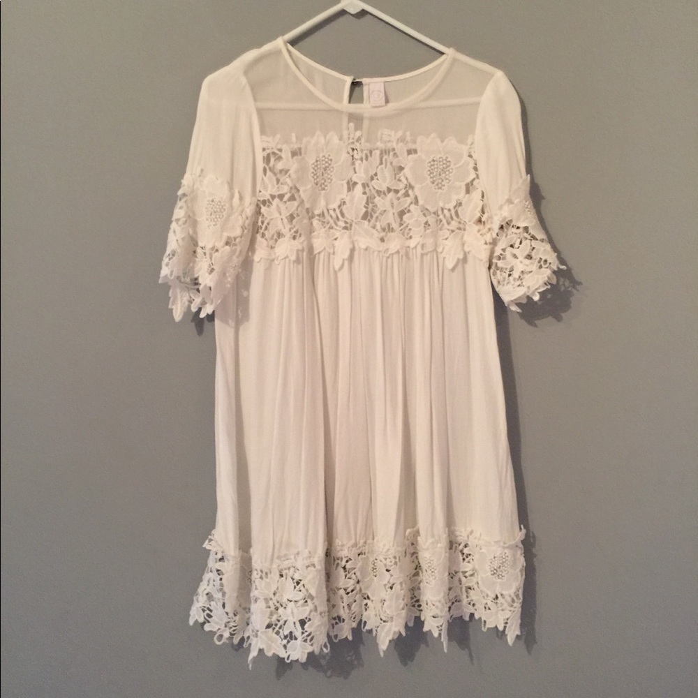 White lace dress - swim cover up! 👙🕶